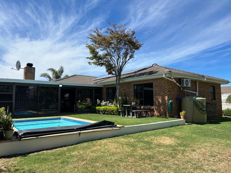 To Let 4 Bedroom Property for Rent in D